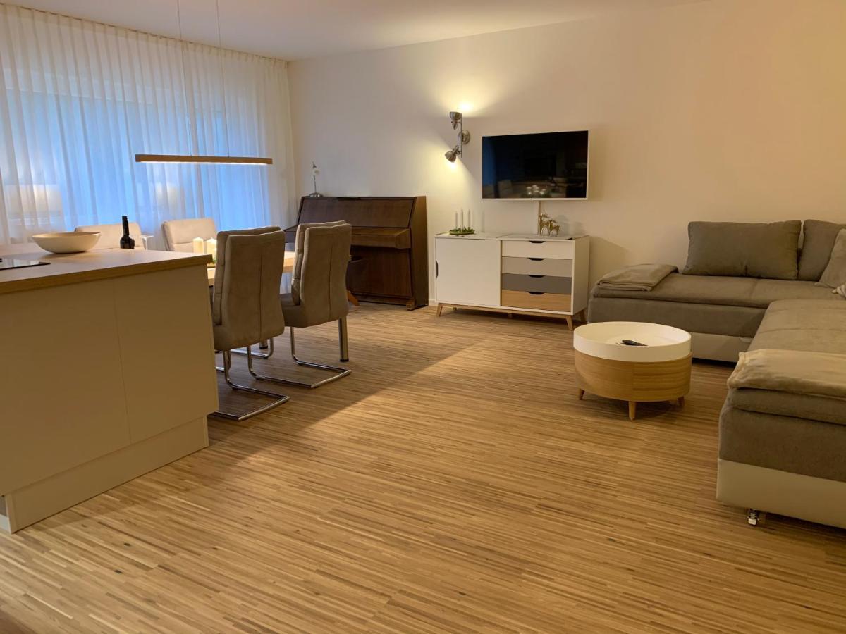 Moderne Ferienwohnung Nahe Swr Und Golfplatz Baden-Baden Exteriör bild